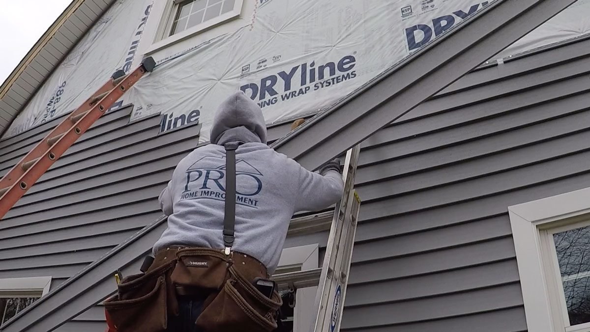 Installing vinyl siding