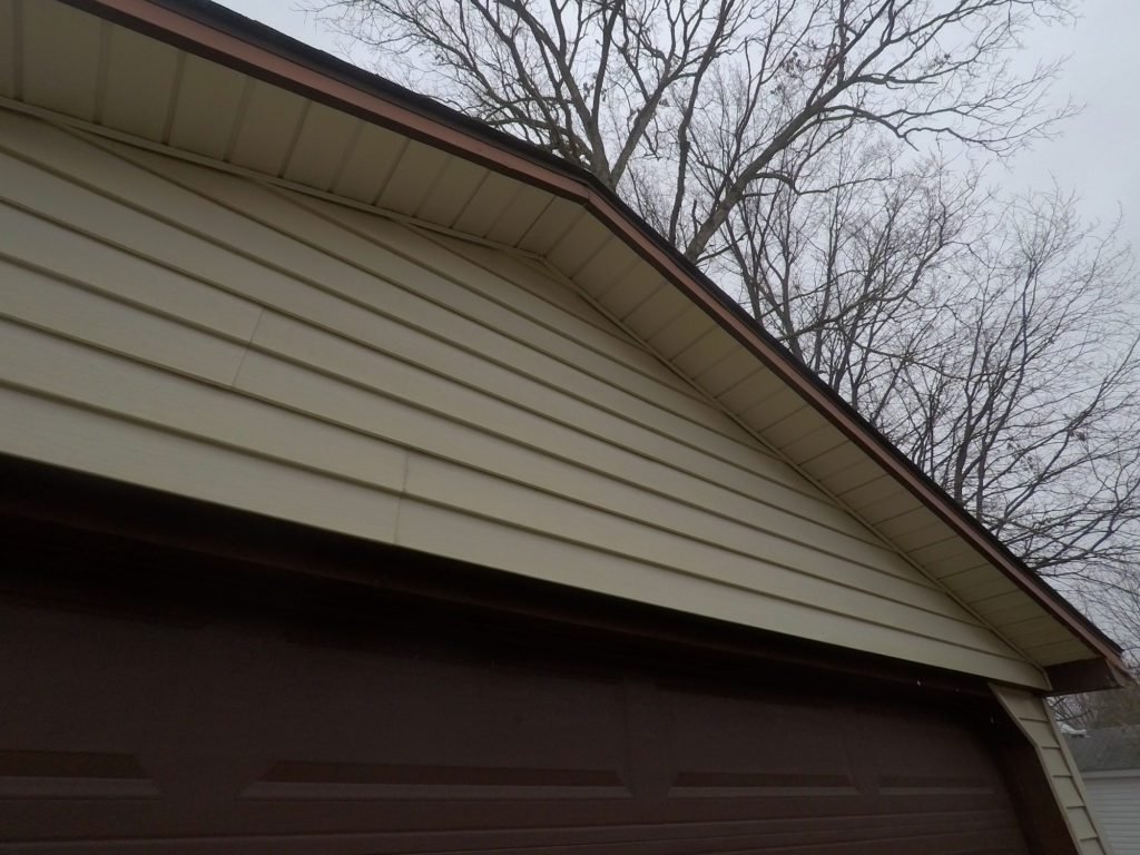 Westland Siding Replacement - Garage Soffit After
